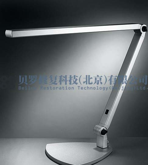 超薄型工作台灯